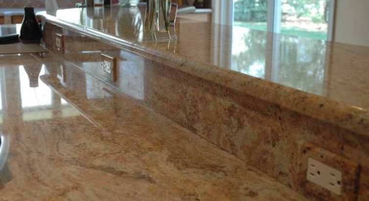 Golden Oak Granite; Finished Kitchens_Blog (Pinnacles I's Granite)