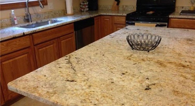 beautiful-kitchen-in-aurora-ohio-done-in-colonial-gold-granite-p320907-1b
